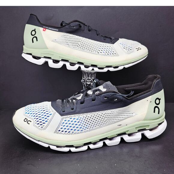 Oncloud Men 11 in green color main image 9